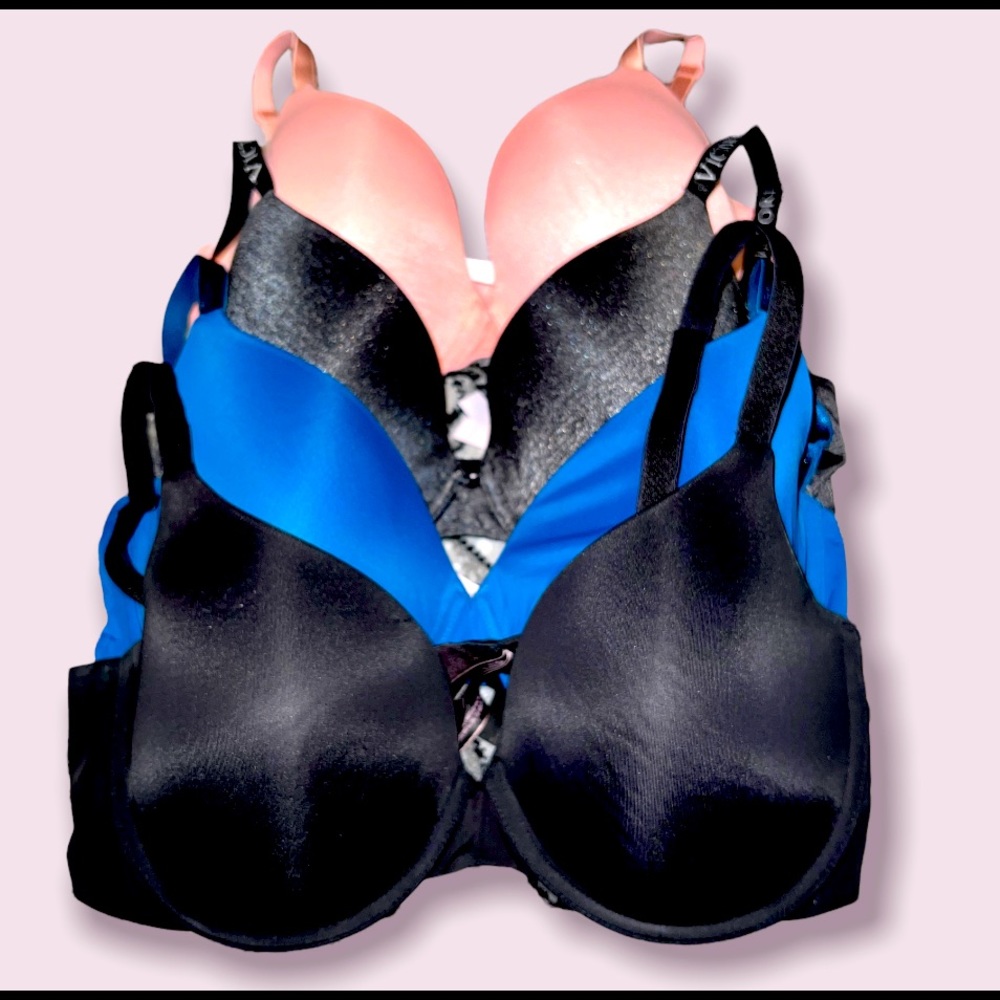 VS Bras , 2 NWOT , 2 hardly worn 36 DD